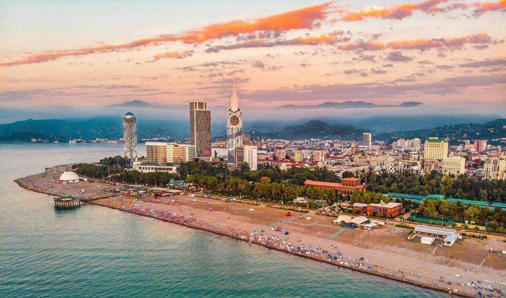 Orbi City Hotel Batumi Beach Exterior foto